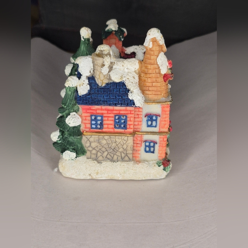 K's COLLECTION CERAMIC CHRISTMAS  HOUSES BUILDINGS - Picture 4 of 5